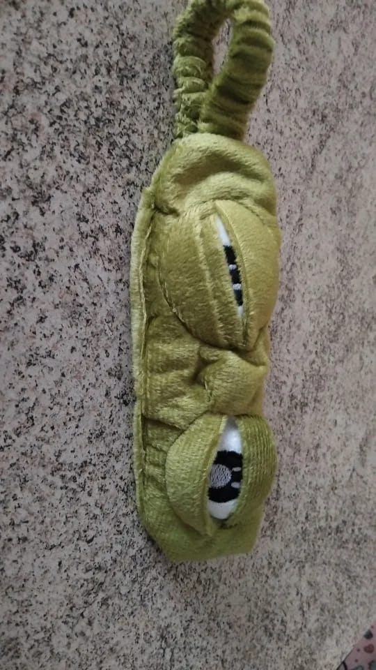 Customer photo review of Froggy's Ribbit Sleep Mask