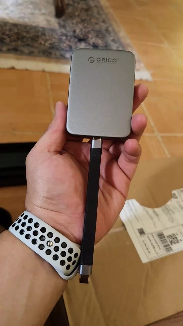 Customer photo review of ORICO k20 Magnetic Portable SSD (32GB - 2TB)