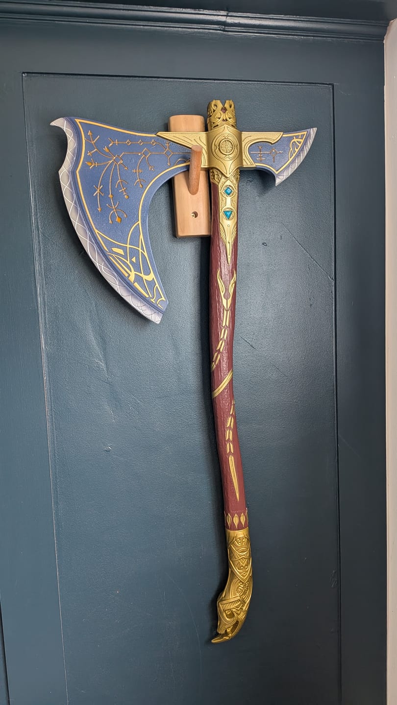 Customer photo review of God Of War - Ragnarok Leviathan Axe with Glow In The Dark Runes