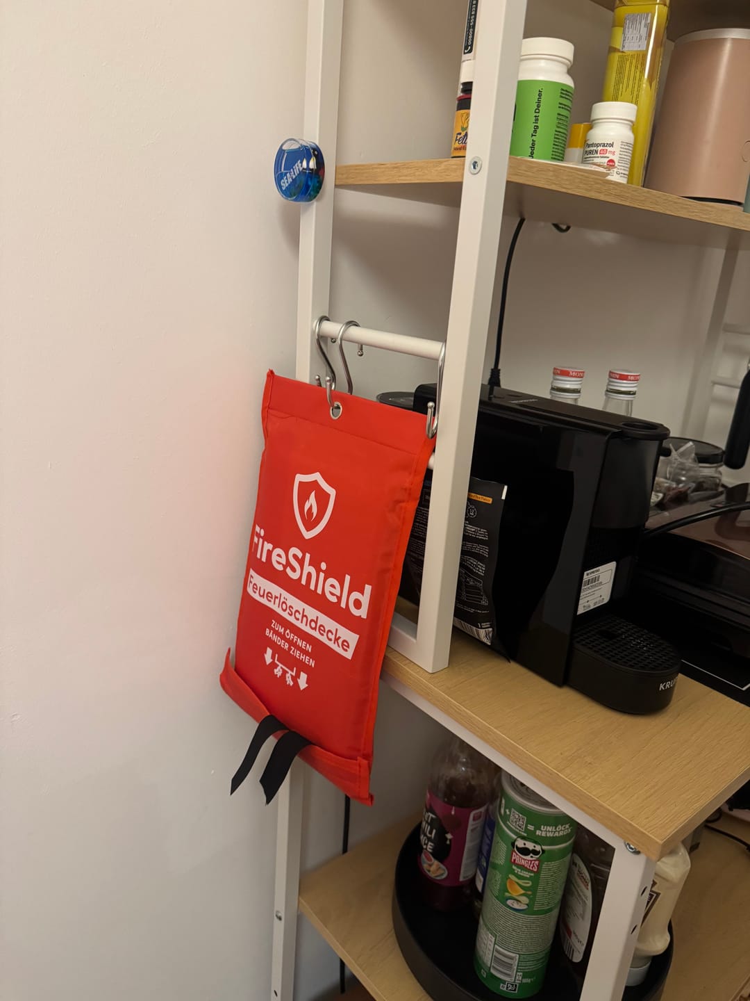 Customer photo review of FireShield - 3-Sekunden Notfall-Löschdecke