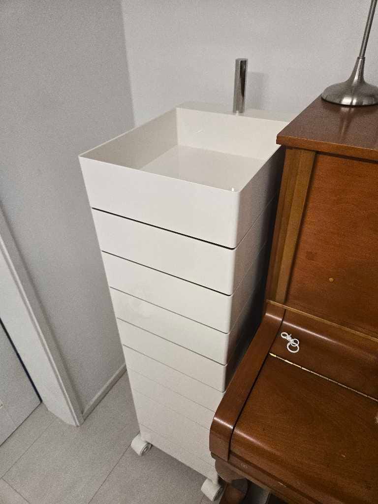 Customer photo review of 360° - ABS chest of 10 drawers with casters
