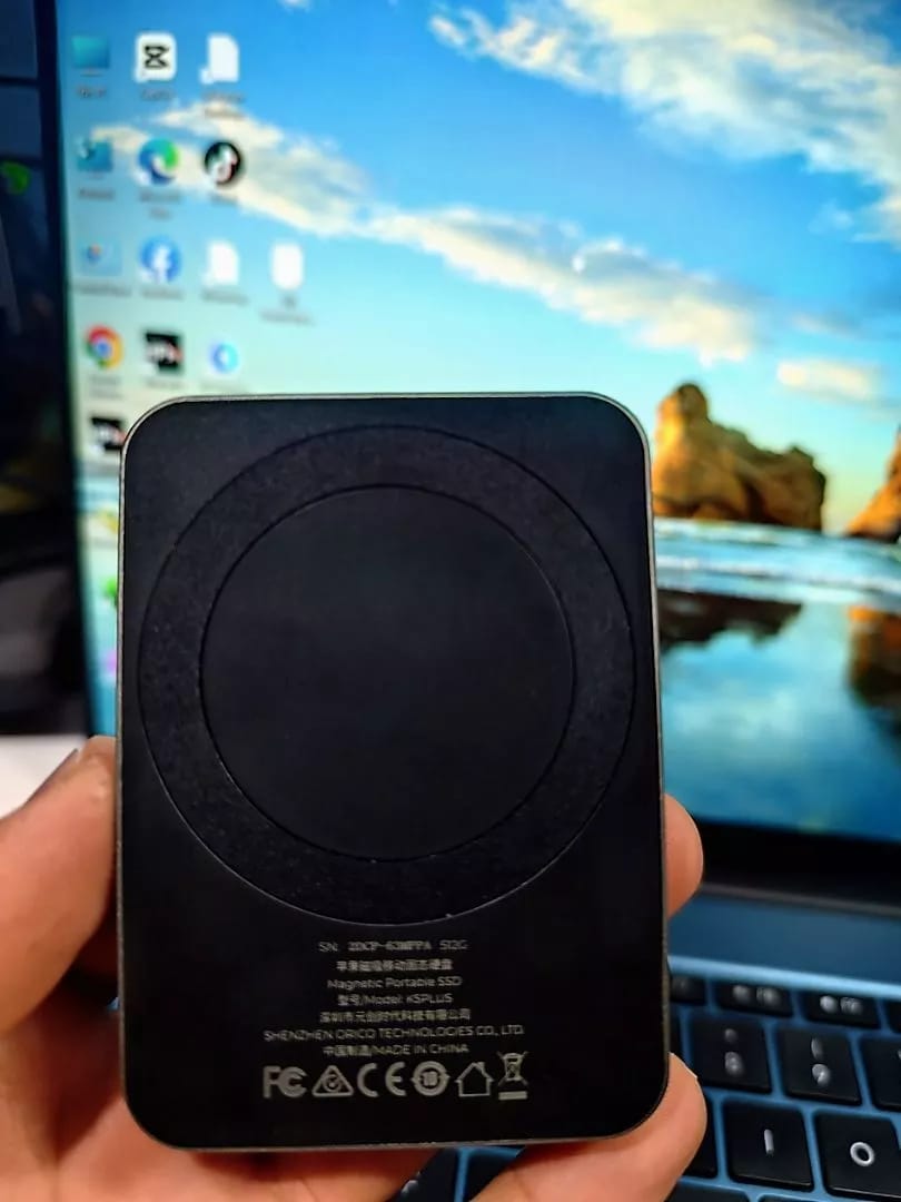 Customer photo review of ORICO k20 Magnetic Portable SSD (32GB - 2TB)