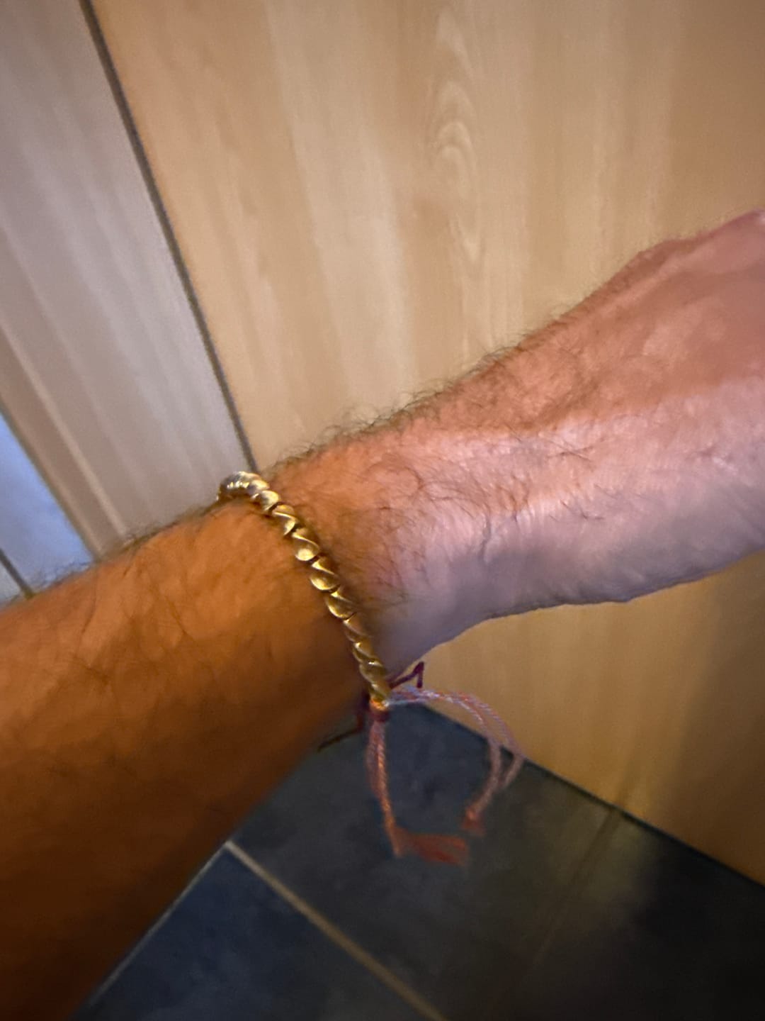Customer photo review of Tibetisches Glücksarmband aus Kupfer