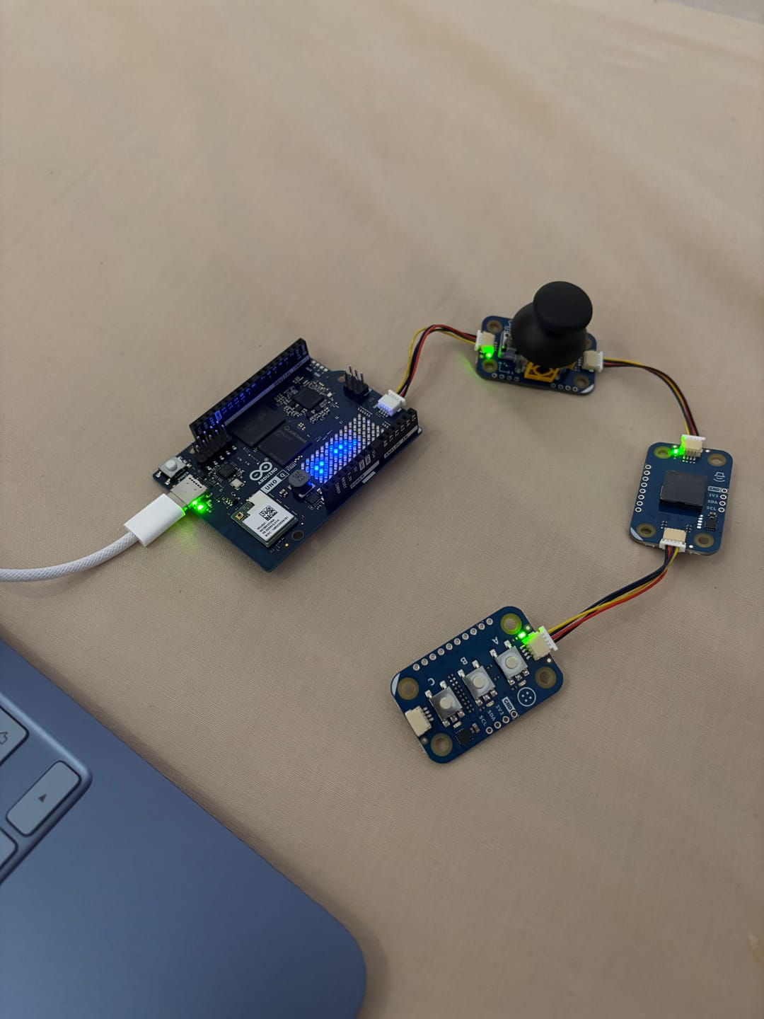 Customer photo review of Modulino™ Buzzer