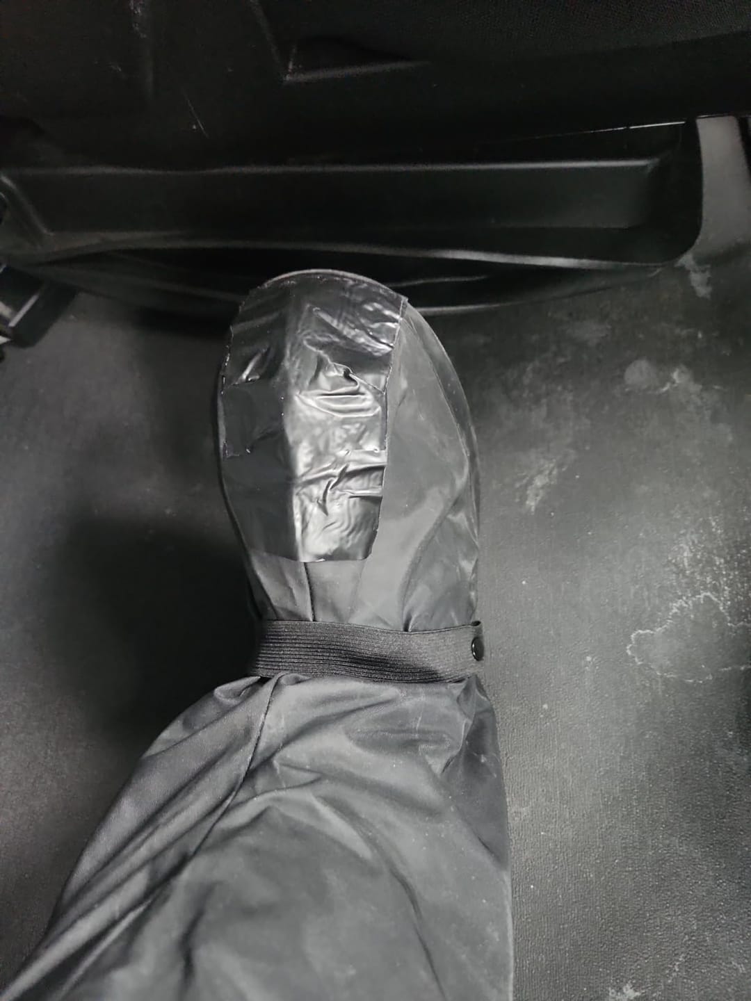 Customer photo review of Nayori™ Waterproof Shoe Covers – Stay Dry Outdoors