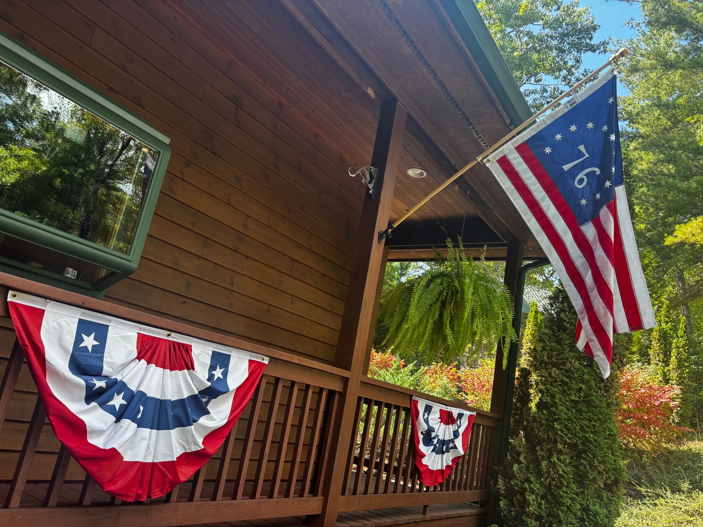 Customer photo review of 3' x 5' Betsy Ross Flag Set