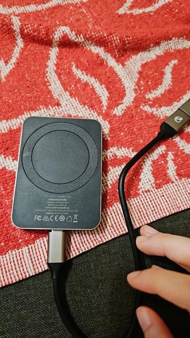 Customer photo review of ORICO k20 Magnetic Portable SSD (32GB - 2TB)