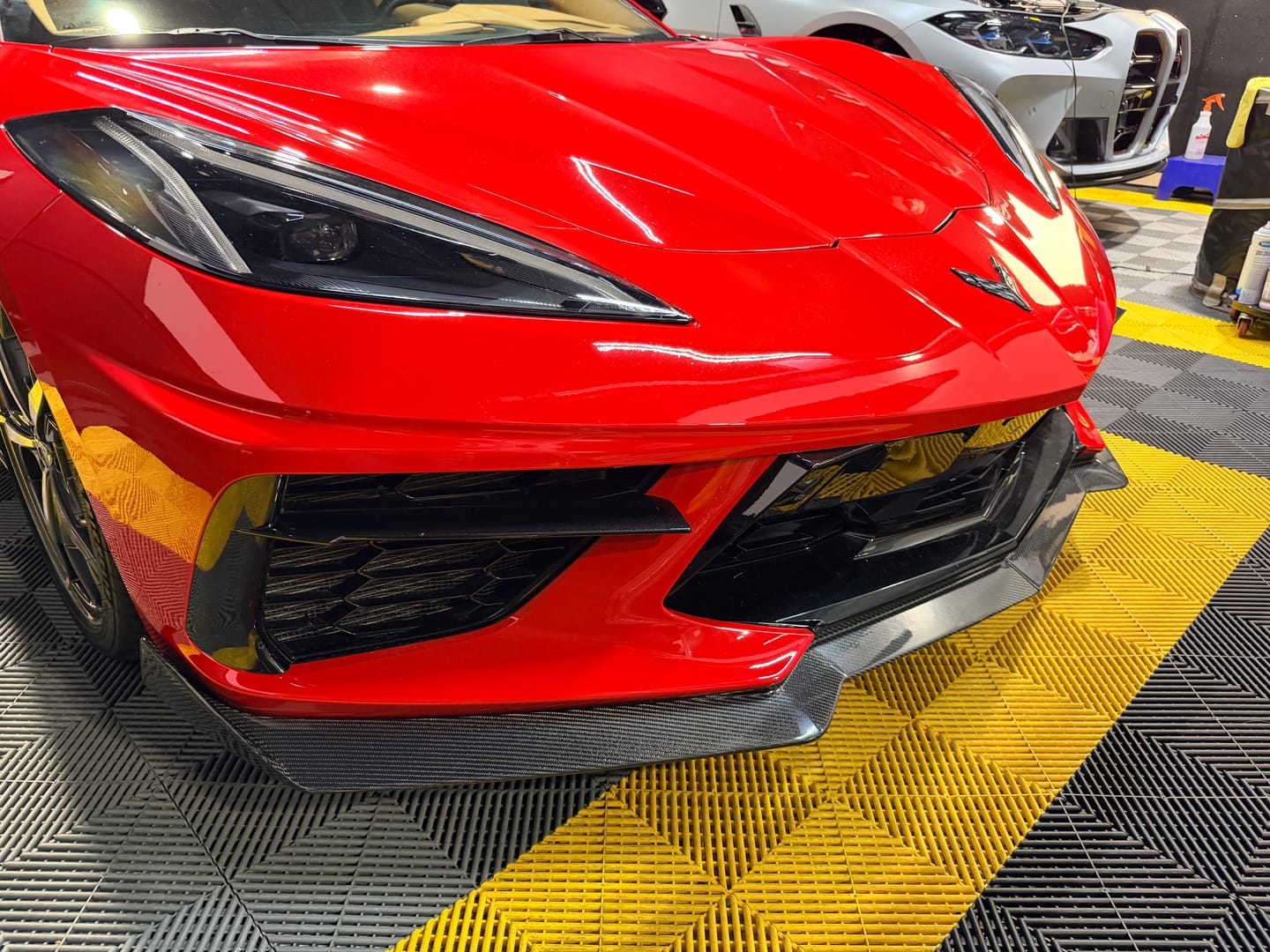 Customer photo review of Corvette C8 Stingray Front Splitter & Side Skirts [5VM Package]