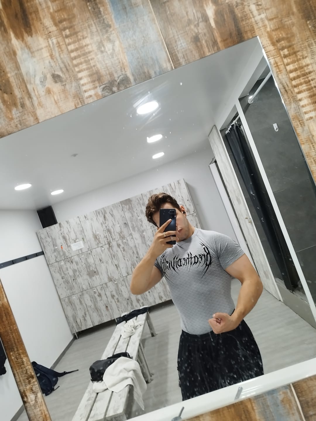 Customer photo review of Doom Tech™ Armored Venom Texture Short sleeve Compression [WHITE GRADIENT]
