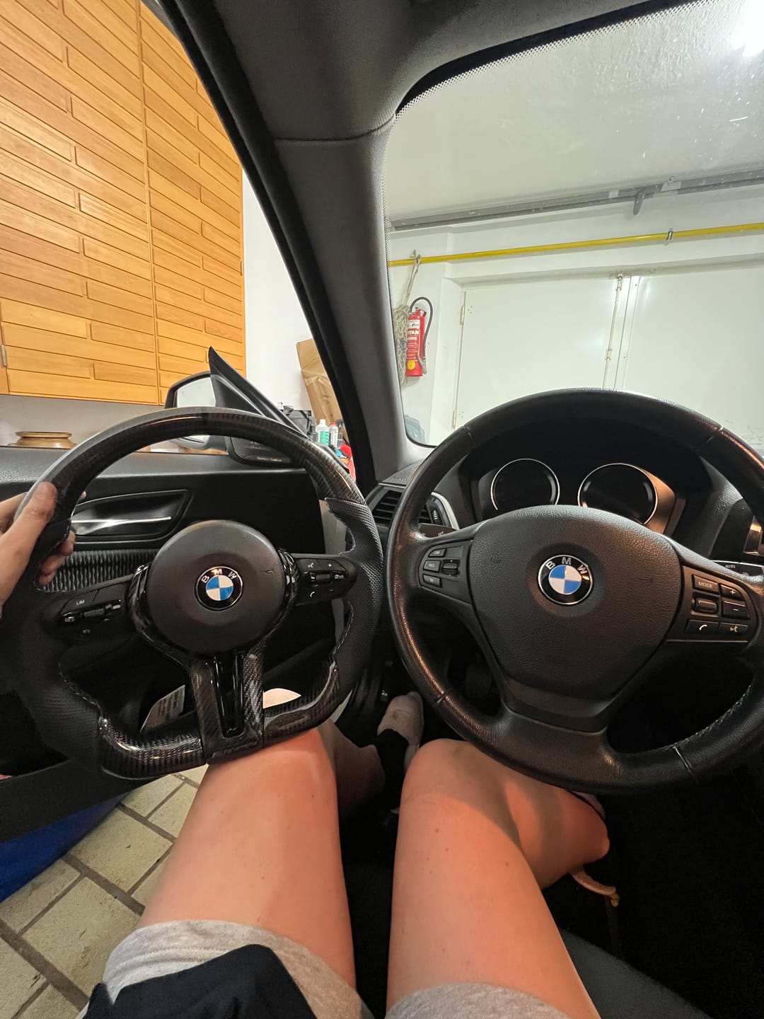 Customer photo review of BMW Carbon M Performance Lenkrad – Custom Build