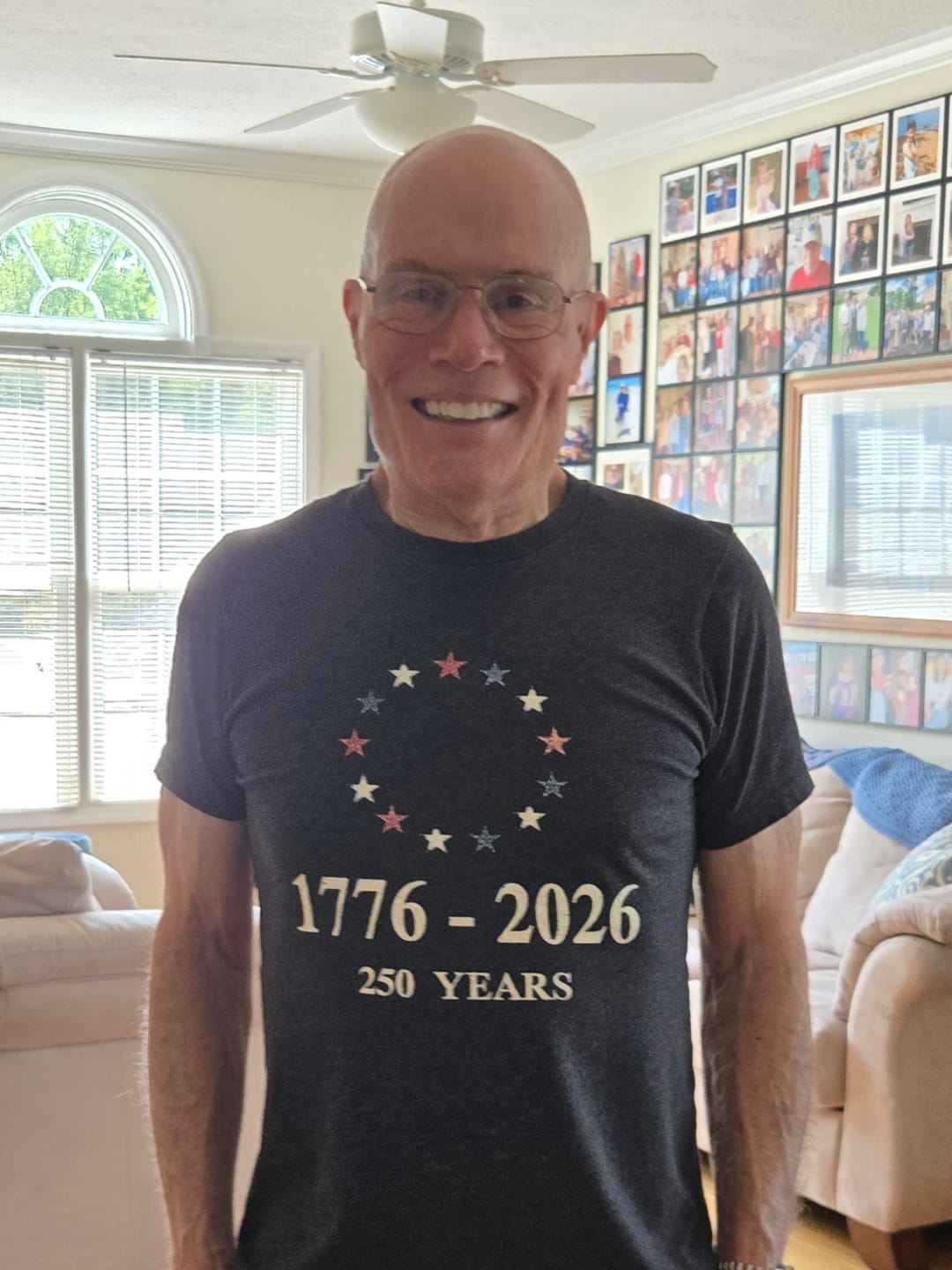 Customer photo review of Stars Freedom Premium Tee