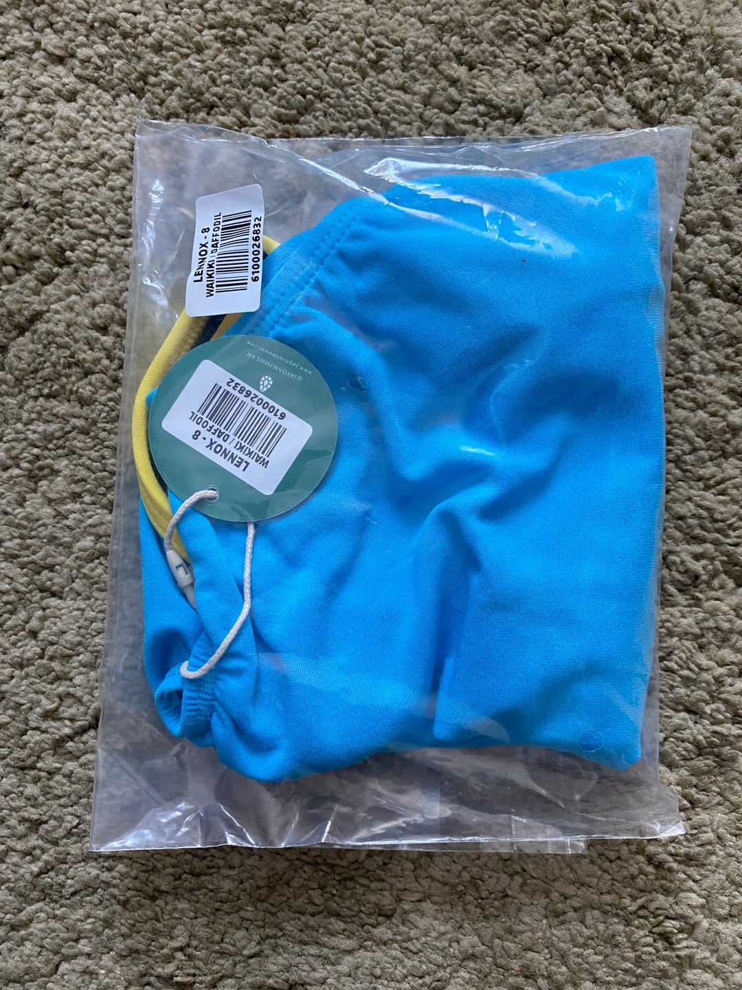 Customer photo review of LENNOX ONE PIECE - Waikiki|Daffodil
