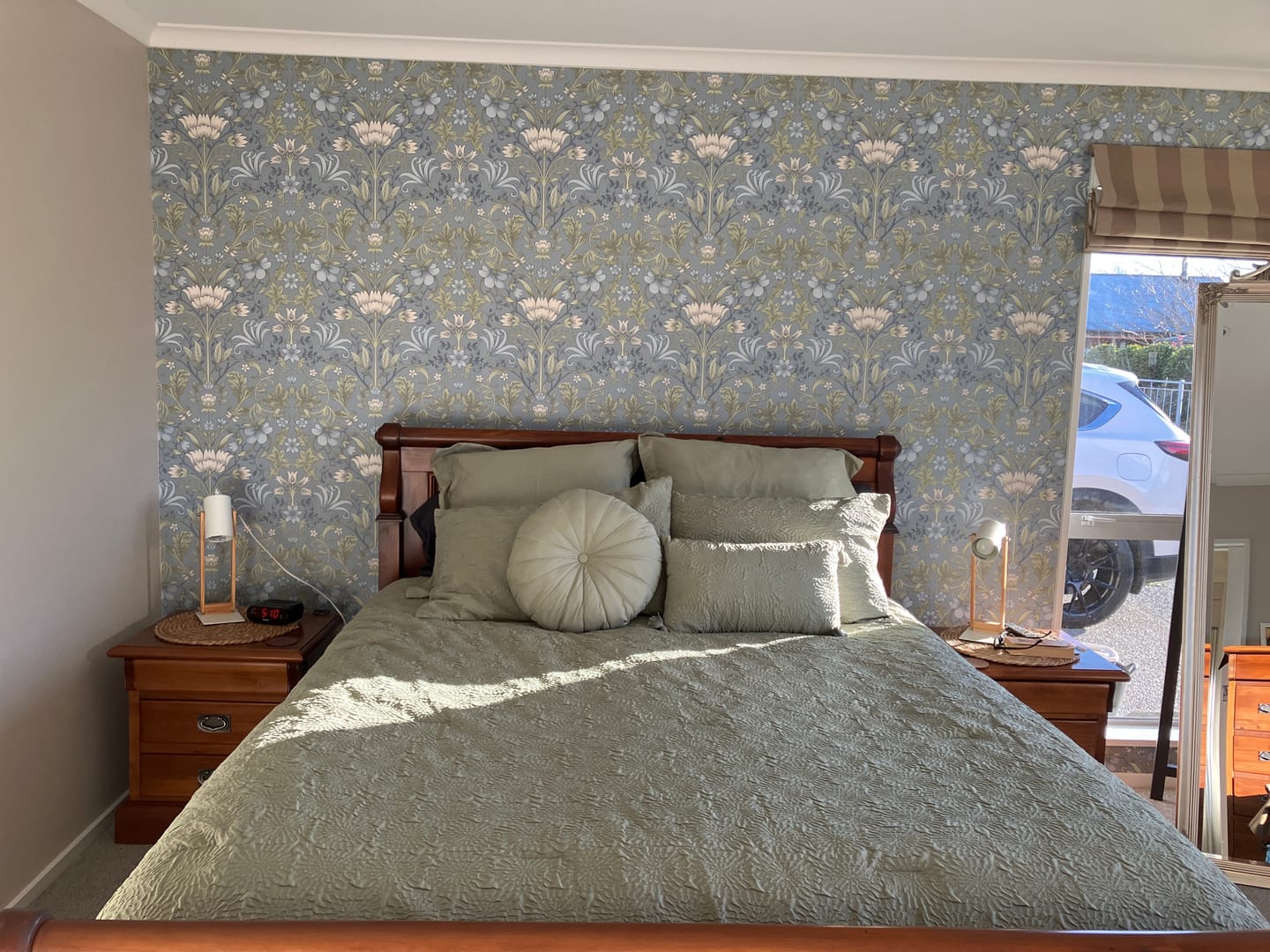 Customer photo review of Emiliana - Trailing Floral Wallpaper - Soft Blue - Last 27 rolls