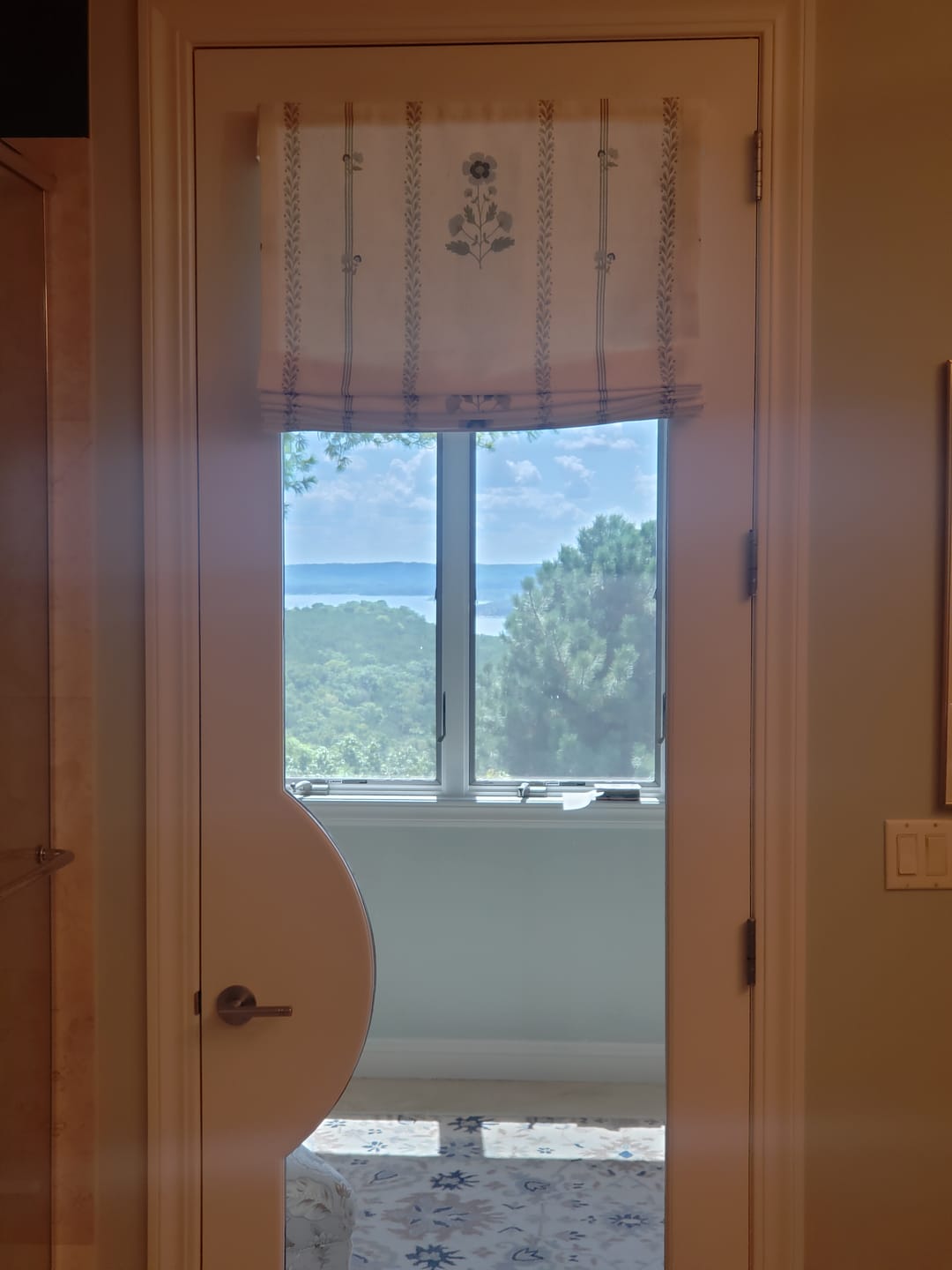 Customer photo review of Lily Custom Roman Shades