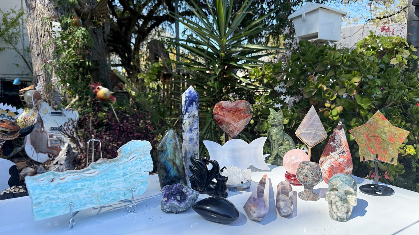 Customer photo review of Kiki Crystal Redeem Scoop 2.0: Where Good Things Come in Pairs!