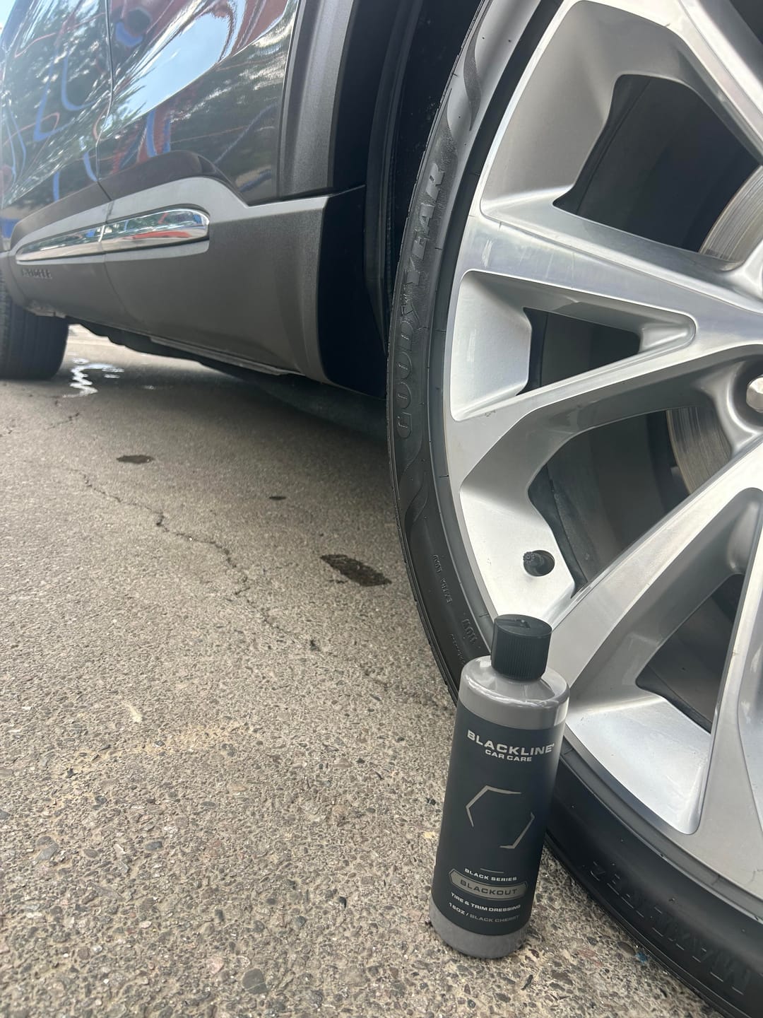 Customer photo review of BLACKLINE® BLACKOUT TRIM & TIRE DRESSING