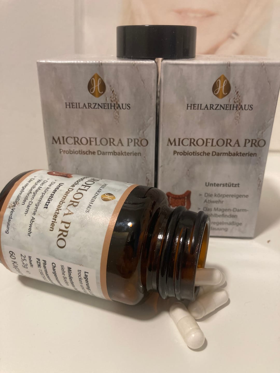 Customer photo review of Microflora Probiotische Darmbakterien Kapseln