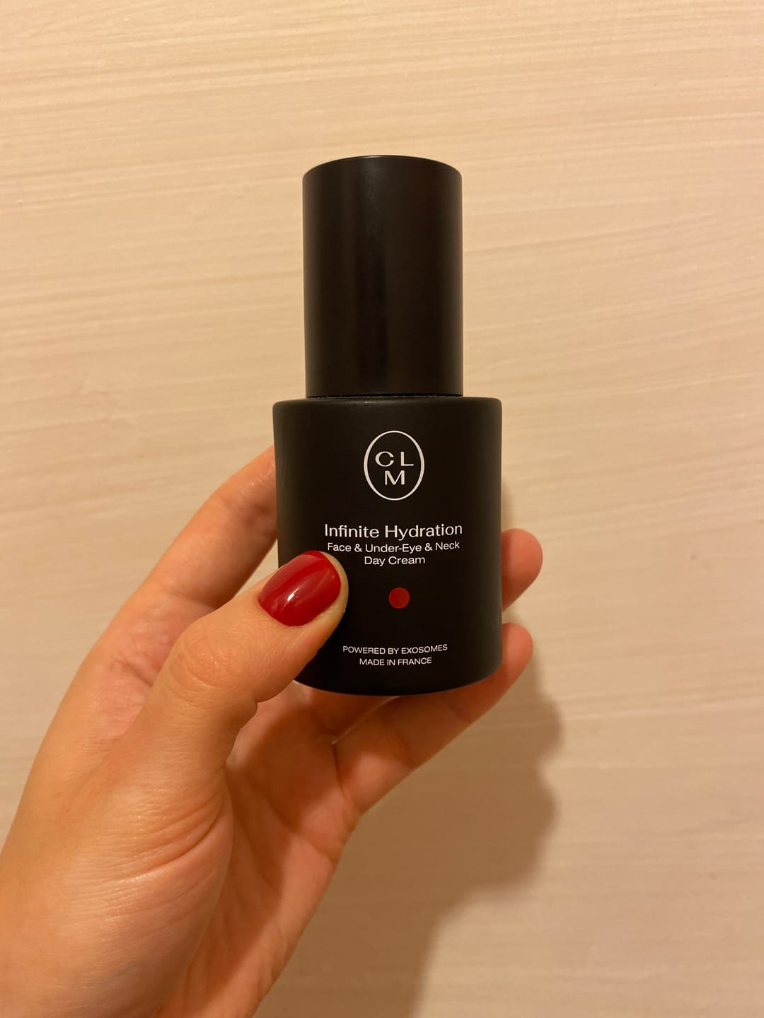Customer photo review of Drėkinantis dieninis veido, paakių ir kaklo kremas 50ml