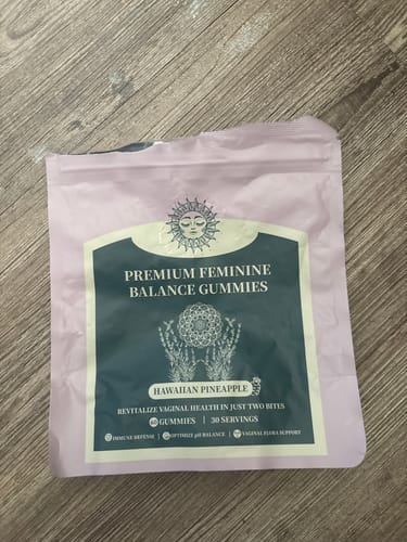 Customer photo review of Pineapple Feminine Balance Gummies