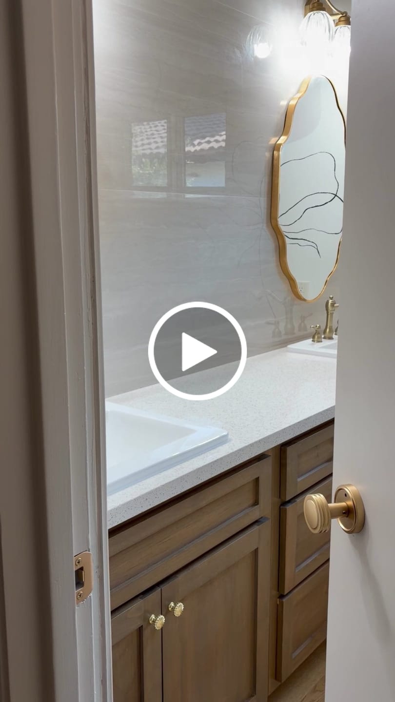 Customer video review of Dusty Botany - Beige Botanical Abstract Floral Outline Wall Mural