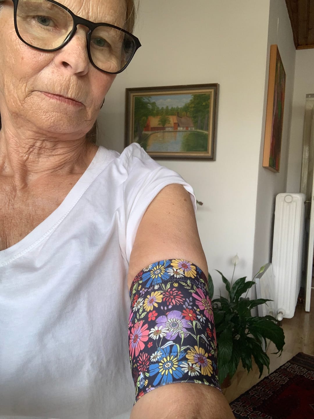 Customer photo review of Keep your Blood Glucose Sensor in place with Dia-Band armbands FAUNA & FLORA