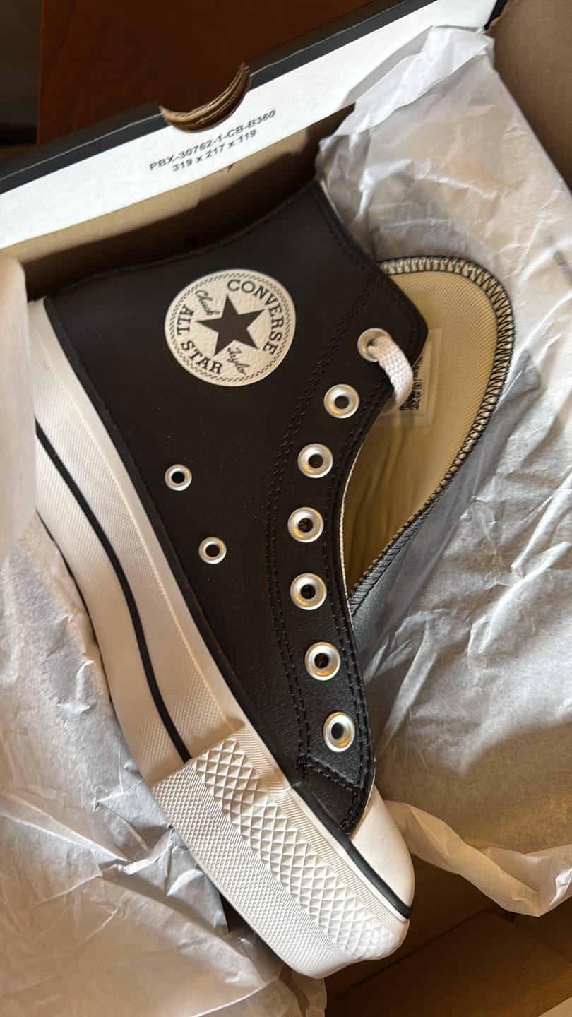Customer photo review of Zapatillas Converse Chuck Taylor Hi Platform Leather Cuero Negro Blanco