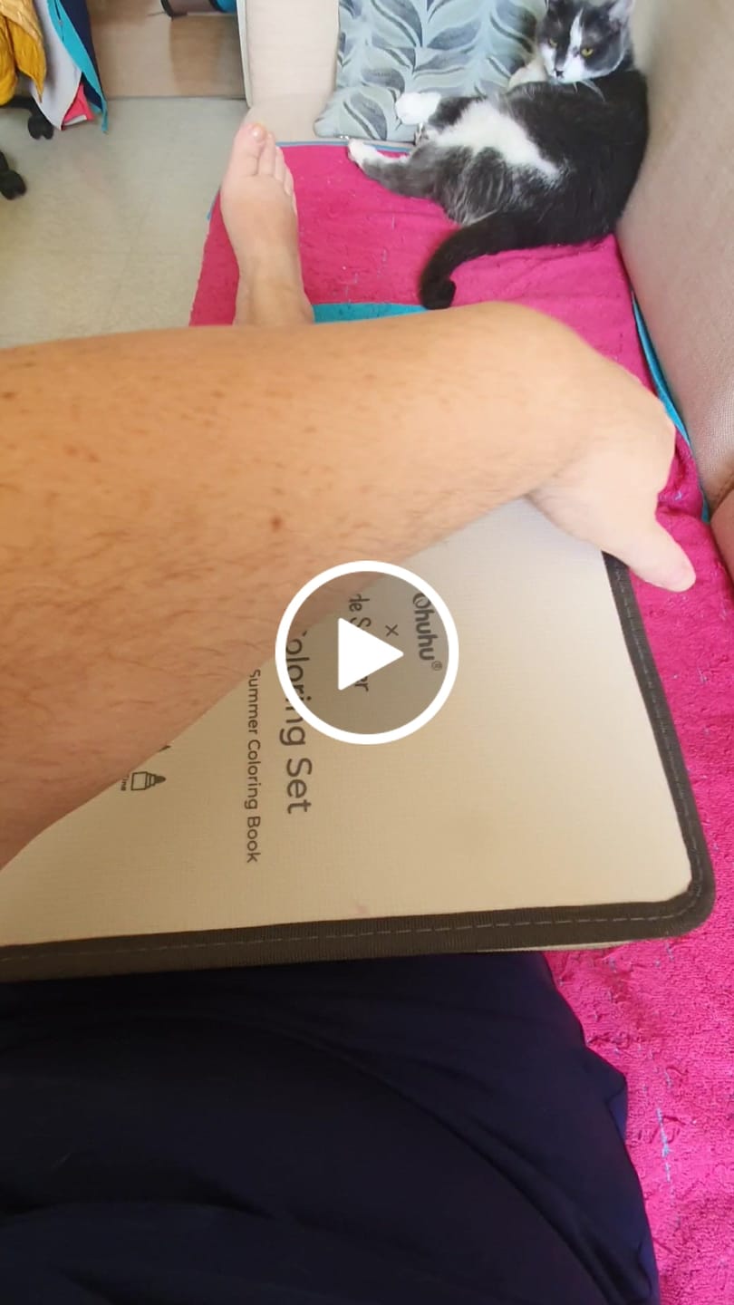 Customer video review of Ohuhu x Jade Summer Alcohol Markers & Coloring Book Set, 47 Colors + 1 Colorless Blender, Honolulu B, Brush & Fine Dual Tips