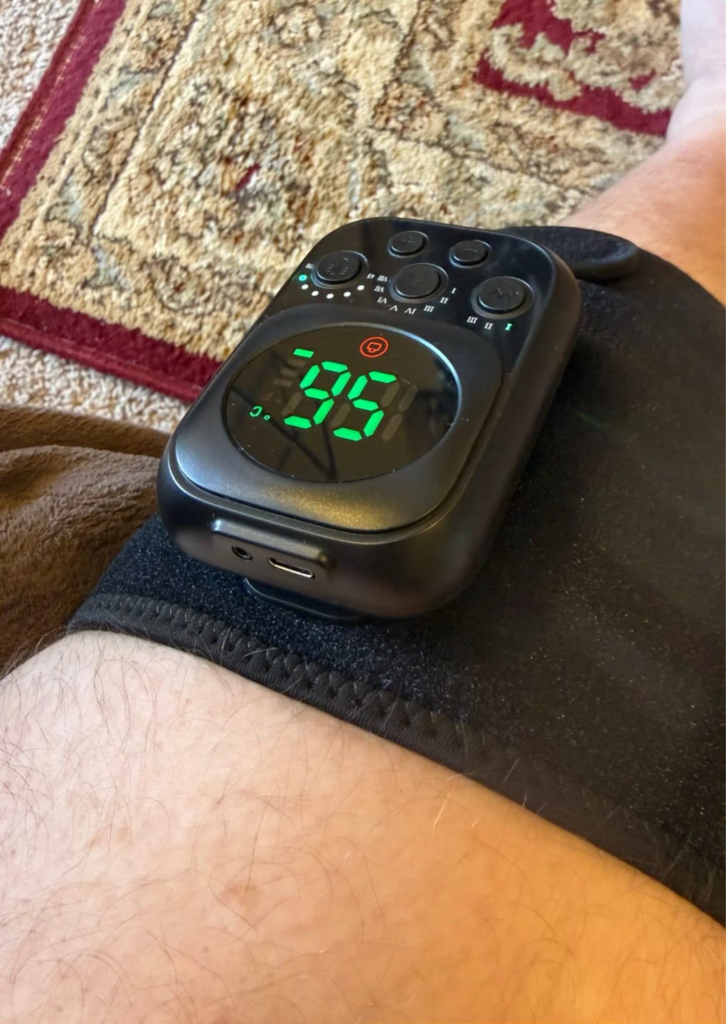 Customer photo review of Masajeador de rodilla