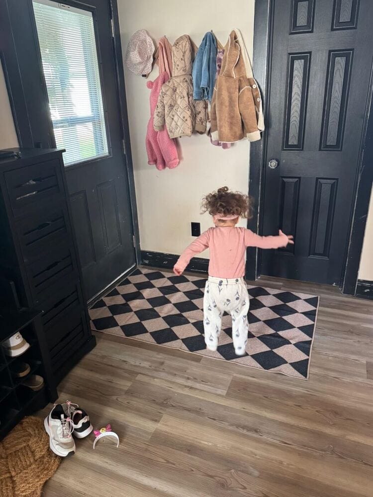 Customer photo review of Rug – Geometric Checkered Easy Jute Indoor/Outdoor – Dune Khaki
