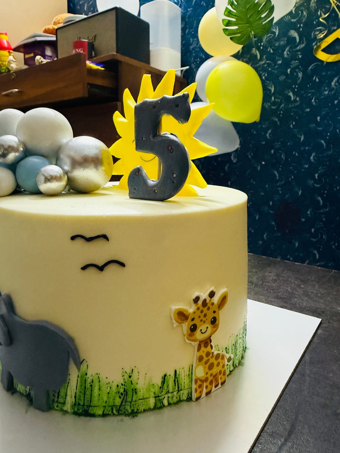 Customer photo review of Elephant Sunny Design Cake
