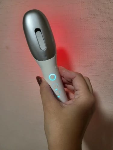 Customer photo review of Deluxe Electric Massage Comb with Oil Dispenser - Sonic Scalp Massager