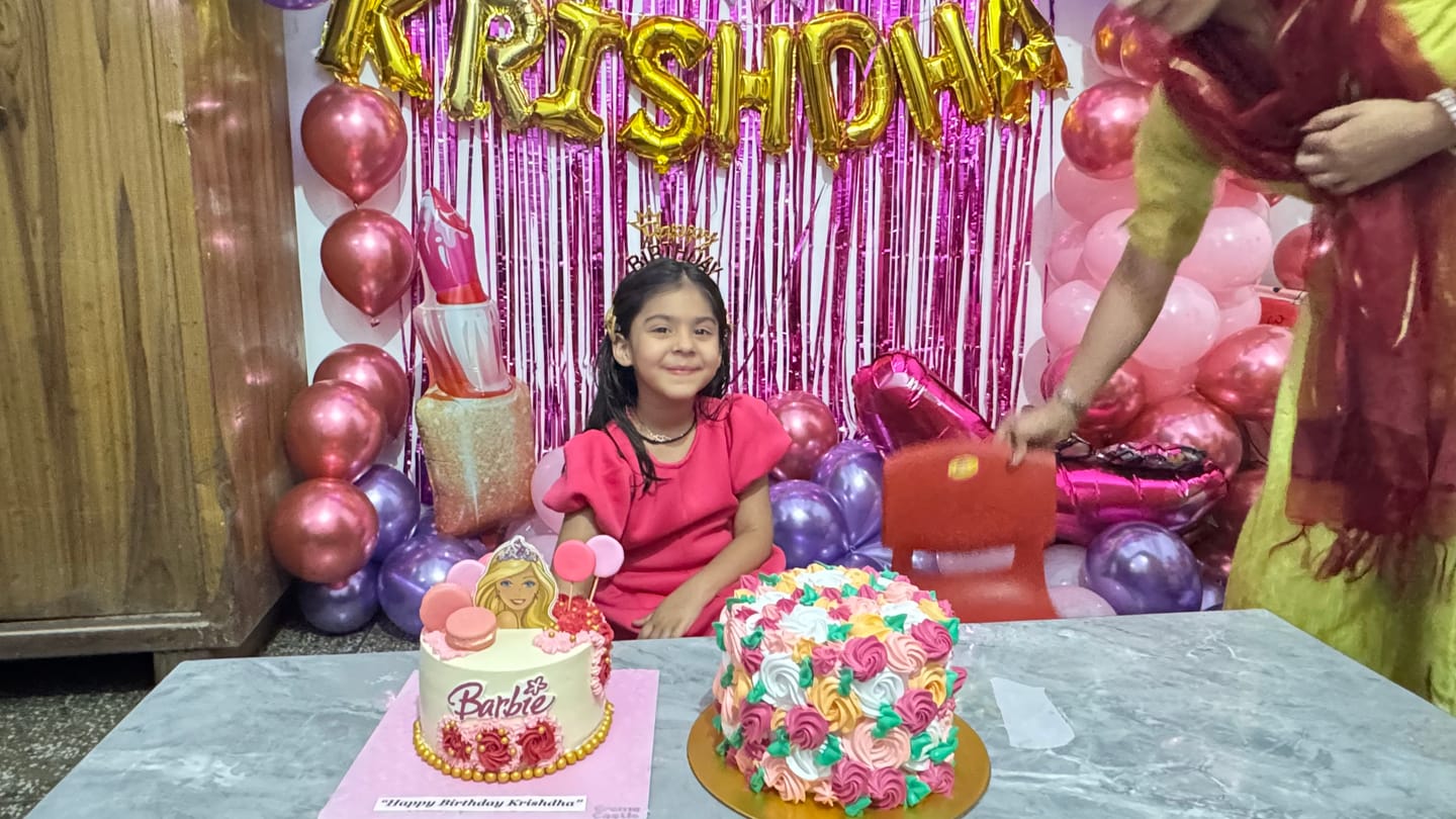 Customer photo review of Cool Barbie Girl Cake