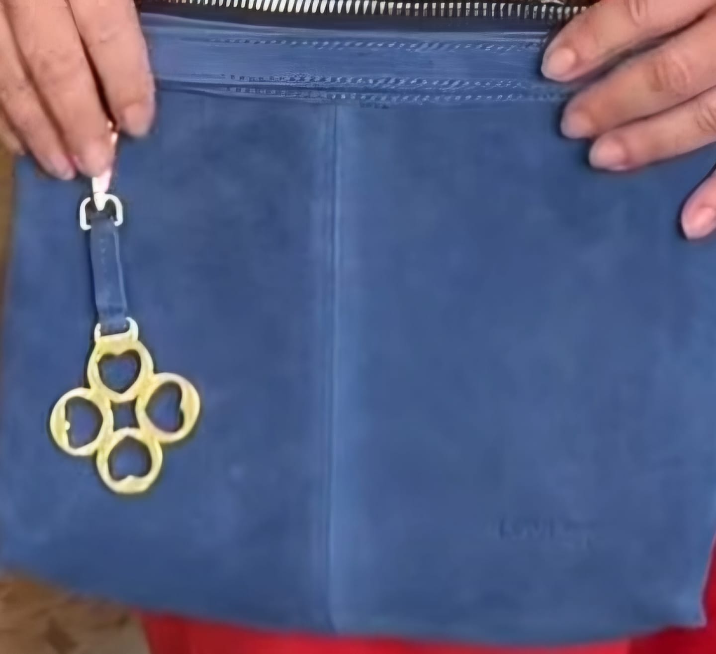Customer photo review of BORSA SOFY CAMOSCIO JEANS
