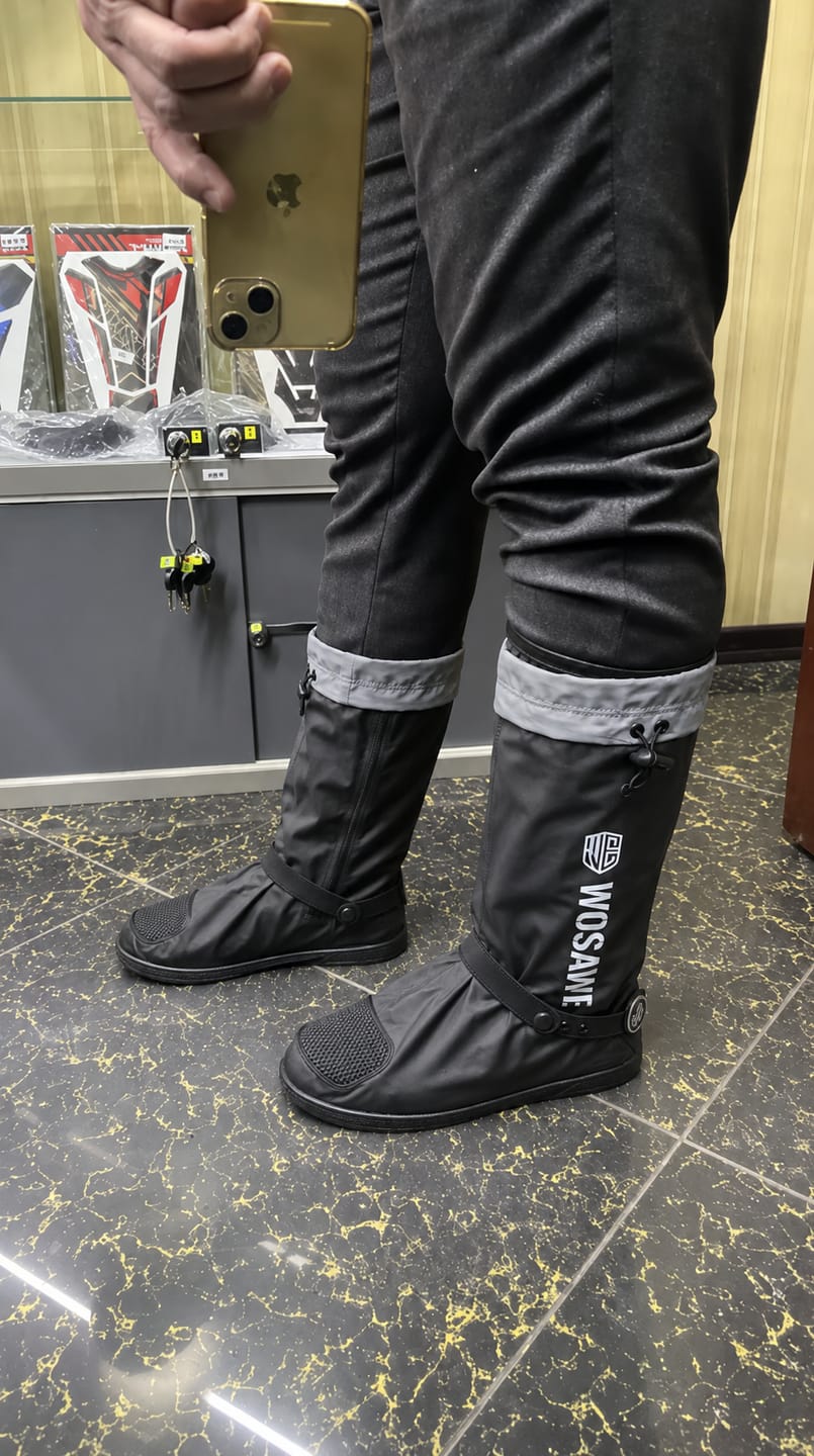 Customer photo review of SplashGuard Waterproof Shoe Covers