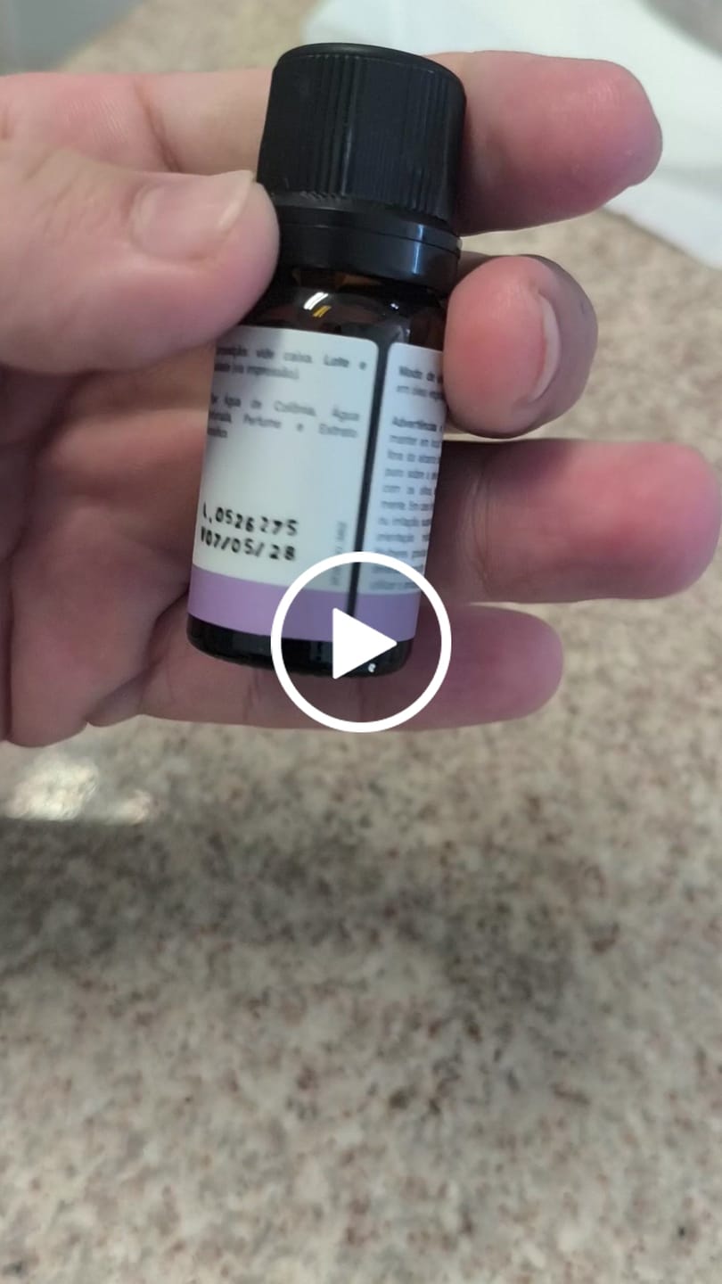 Customer video review of Óleo Essencial de Hortelã 10ml