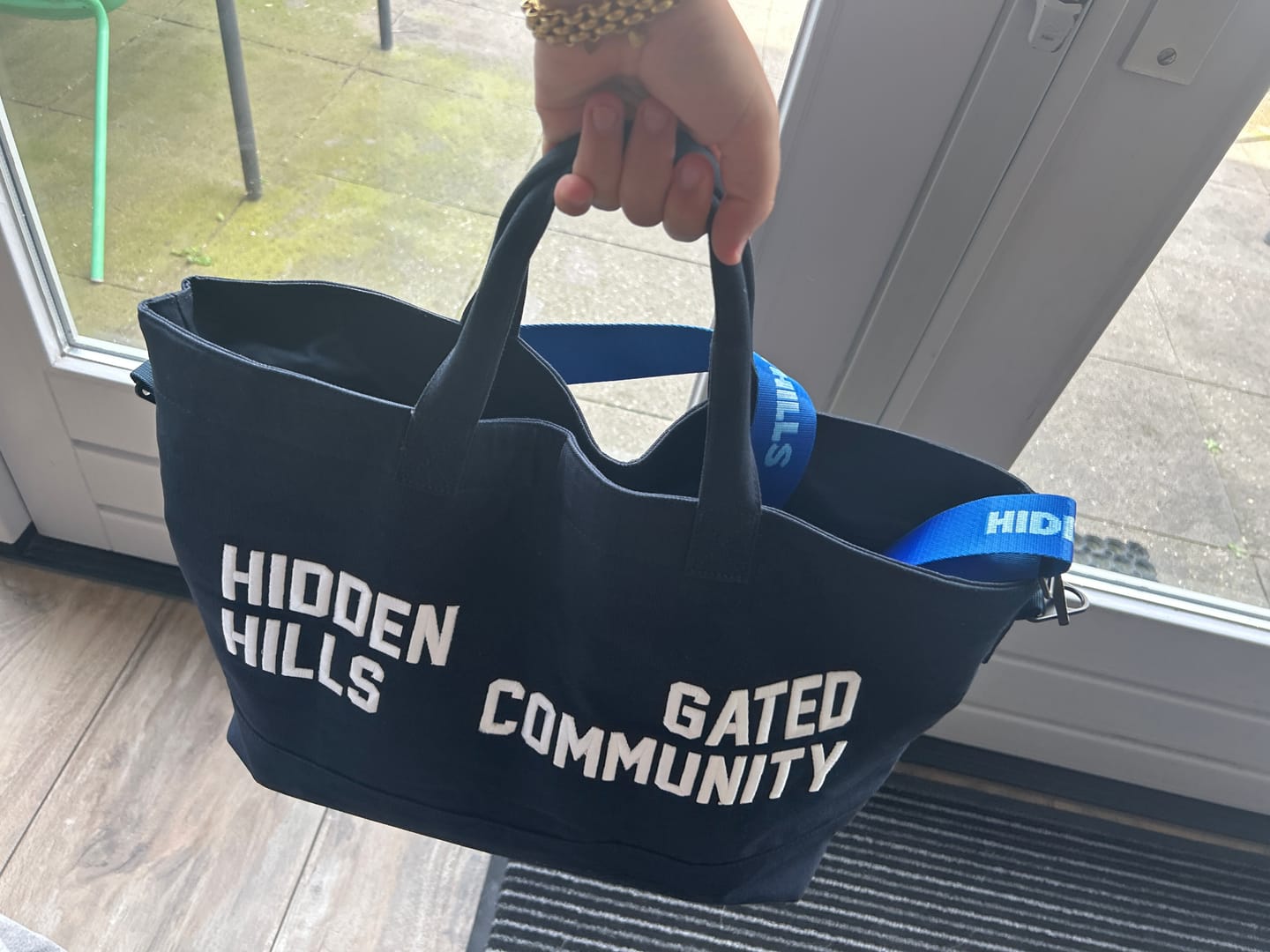 Customer photo review of GATED COMMUNITY CANVAS SHOPPER BAG