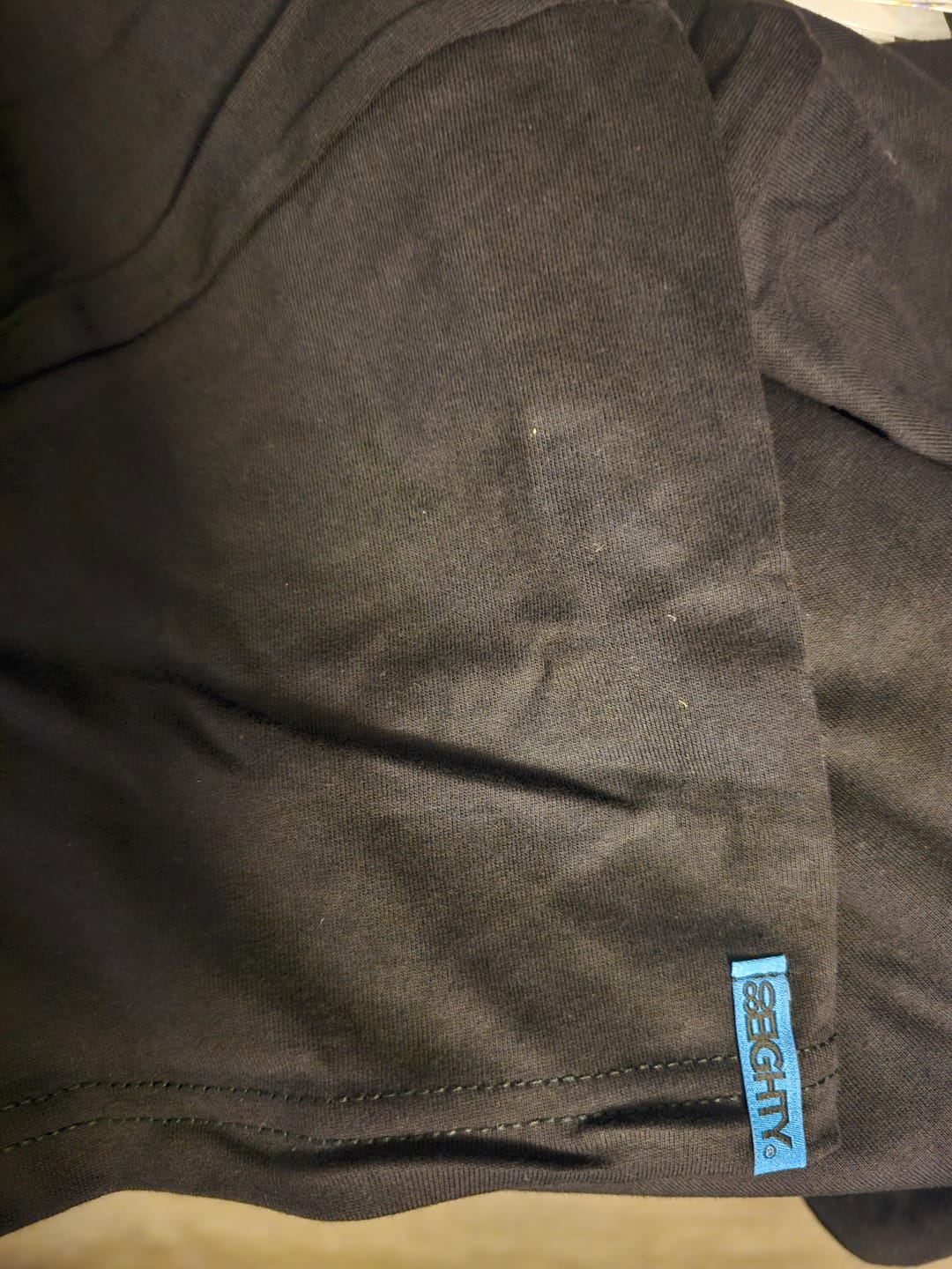 Customer photo review of 80Eighty® Fubsy 2.0 Shirt