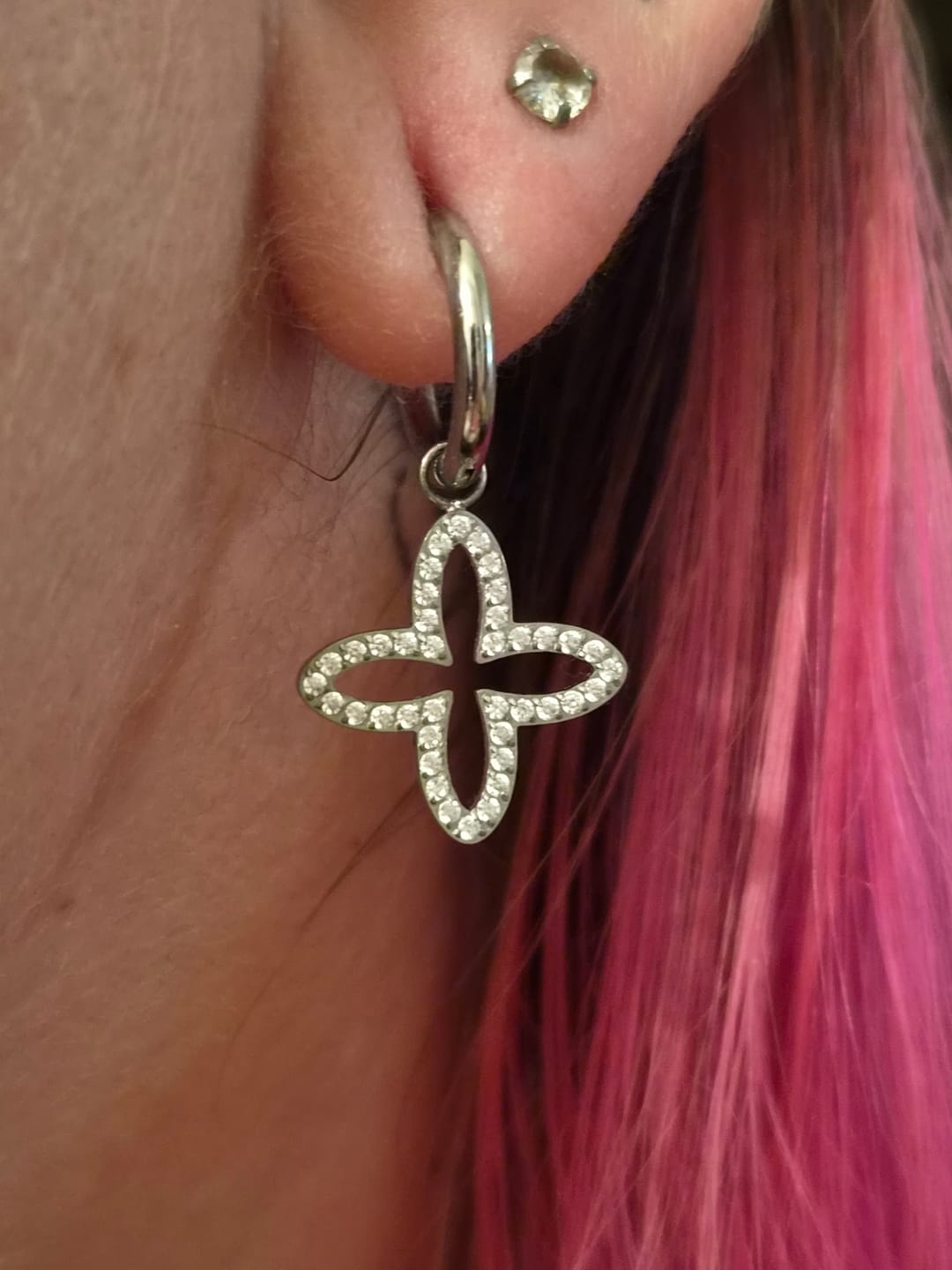 Customer photo review of Luxe Fleur Ohrringe | 18K vergoldet