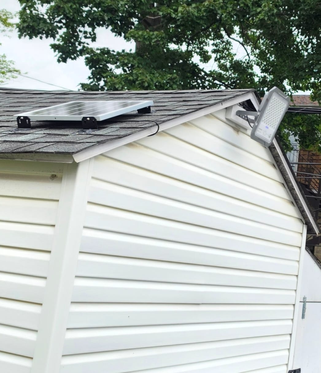 Customer photo review of BigM 300W Durable Aluminum-Cast Solar Floodlight with Motion Sensor & Steady Lighting Options