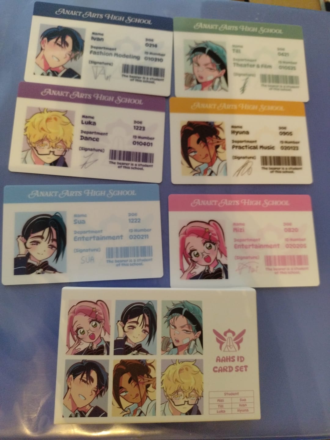 Customer photo review of Alien Stage Anakt Arts High School Series Student ID Card Set