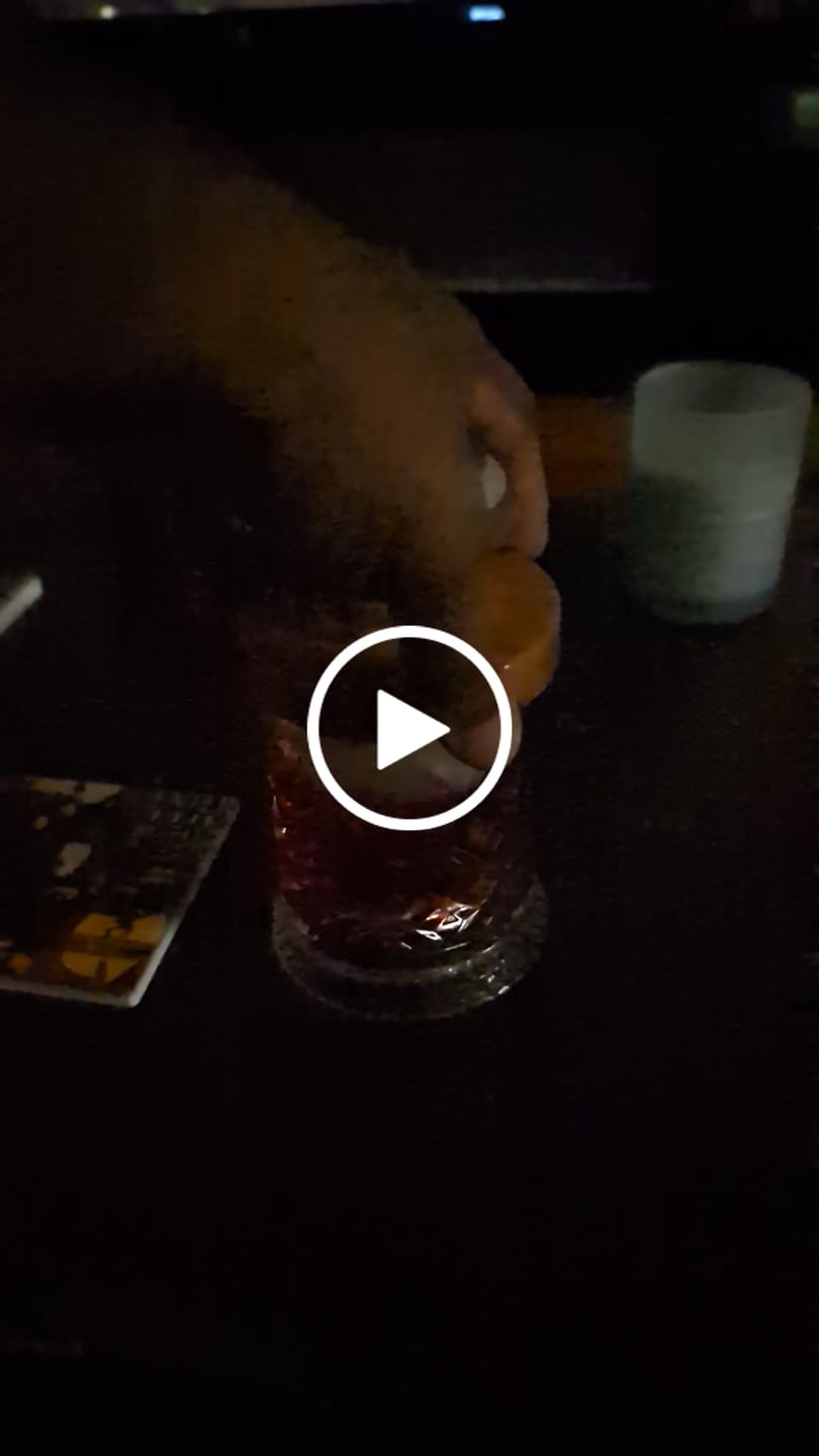 Customer video review of DrinkSmoked™ Original Infinite Spin Crystal