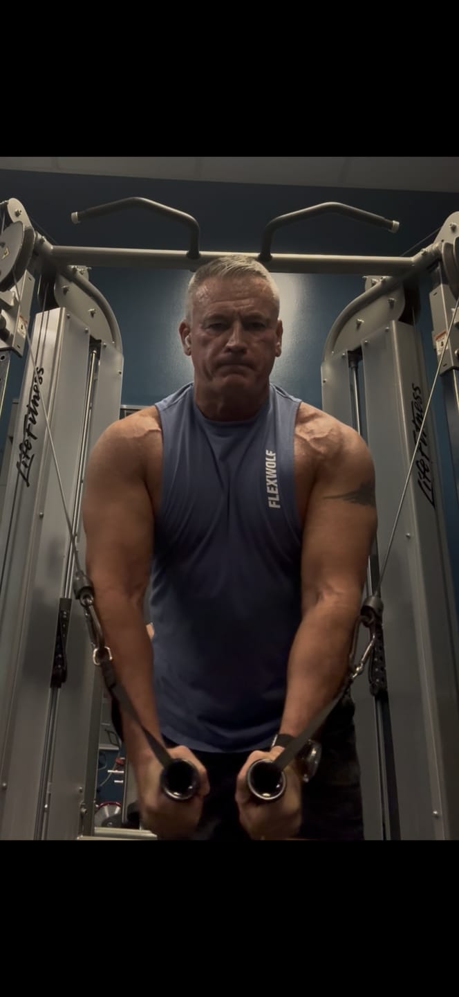 Customer photo review of Flex Arm Tank