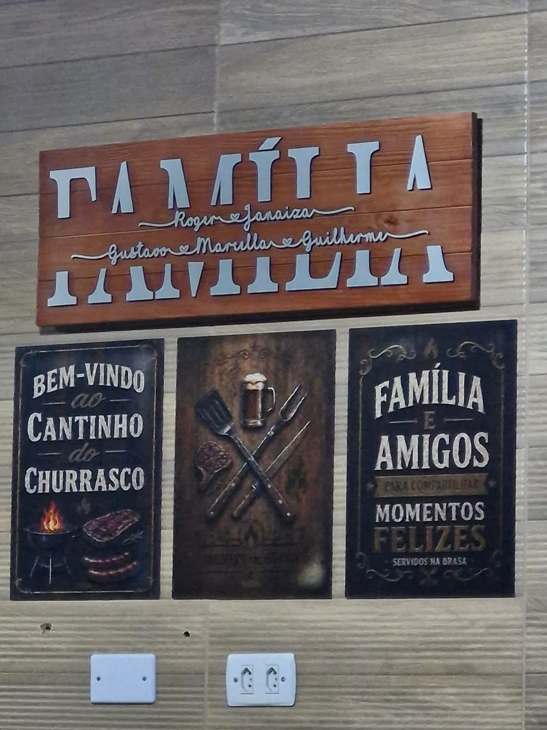 Customer photo review of Placa da Família Personalizada