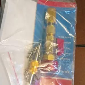 Customer photo review of Strumento Rimozione Valvola AC con Kit Valvole e Guarnizioni