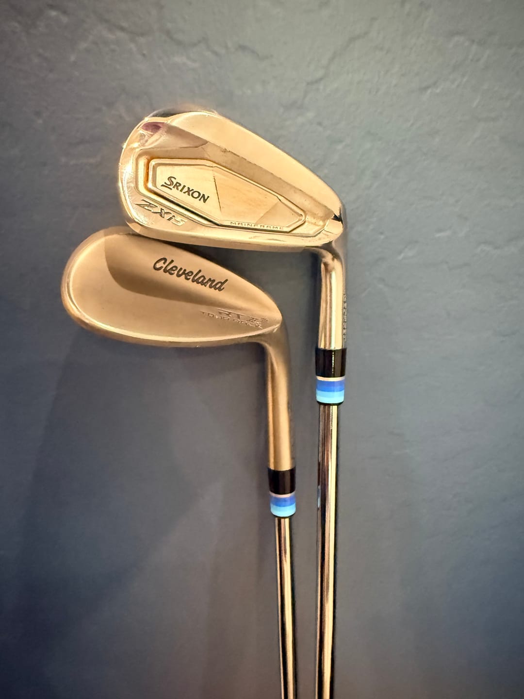 Customer photo review of Monochrome – Blue (Black Base) Ferrules