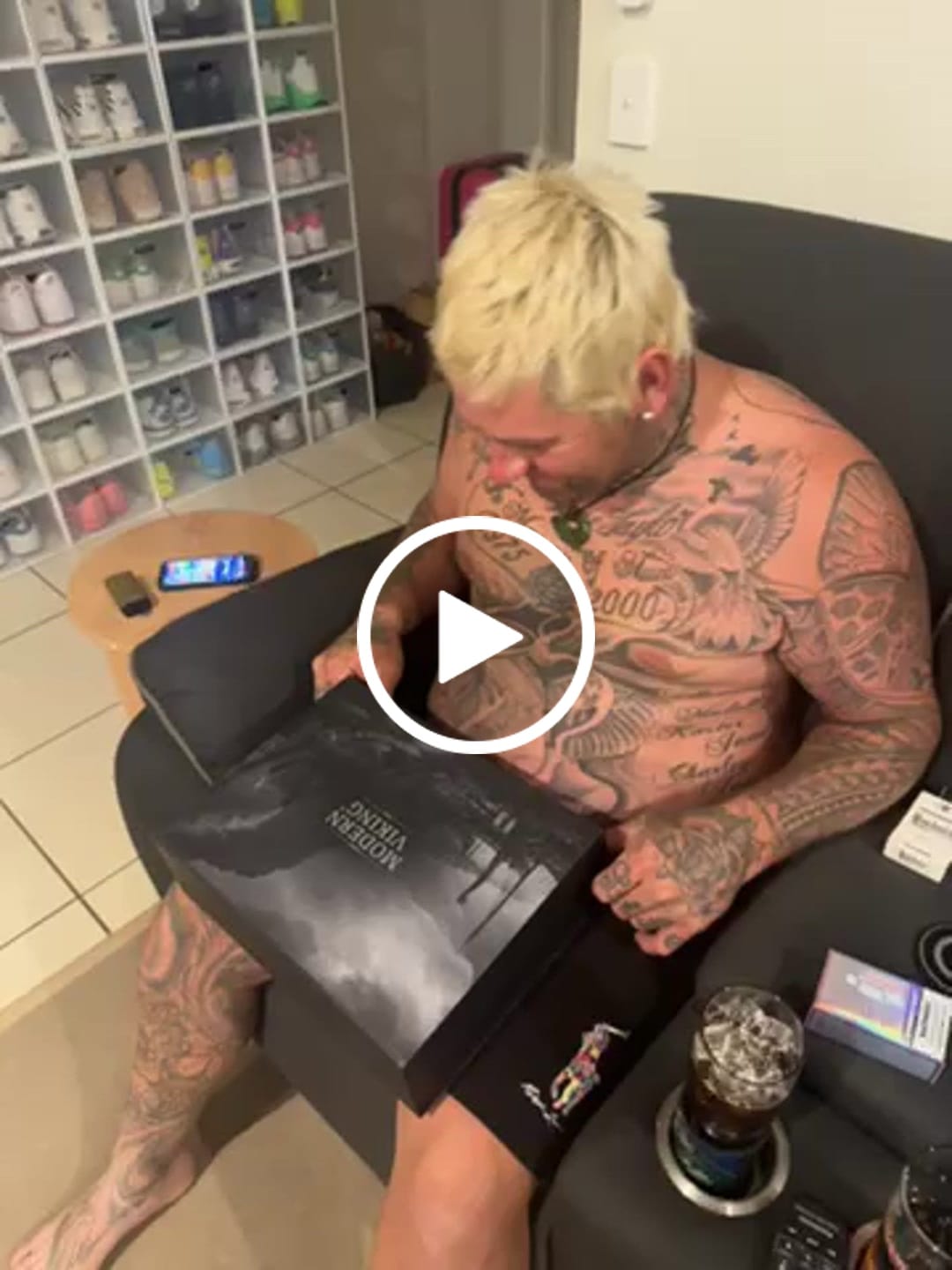 Customer video review of Fathers day gift box