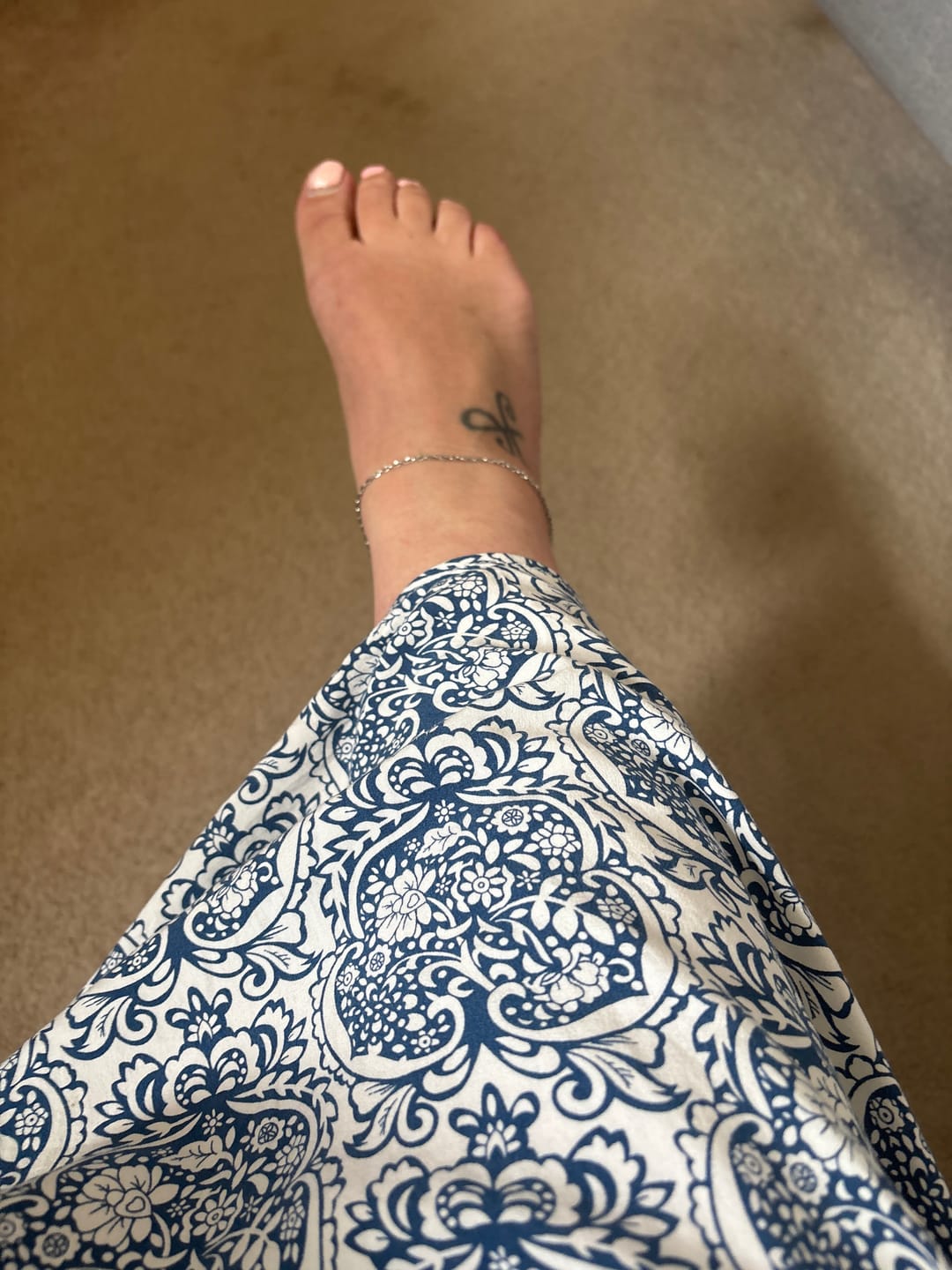 Customer photo review of Classic Link Chain Anklet