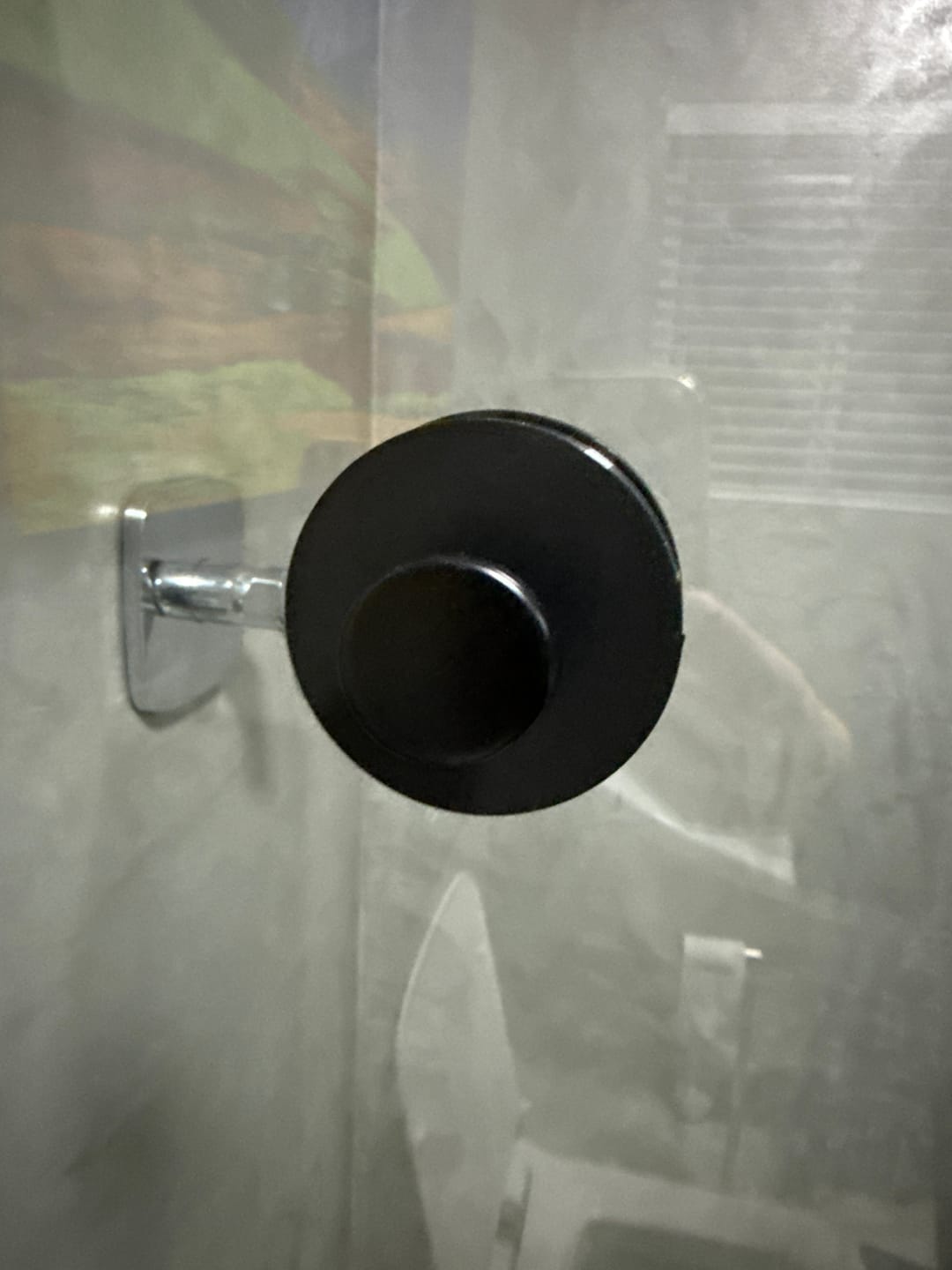 Customer photo review of Klik Magnetic Shower Hook