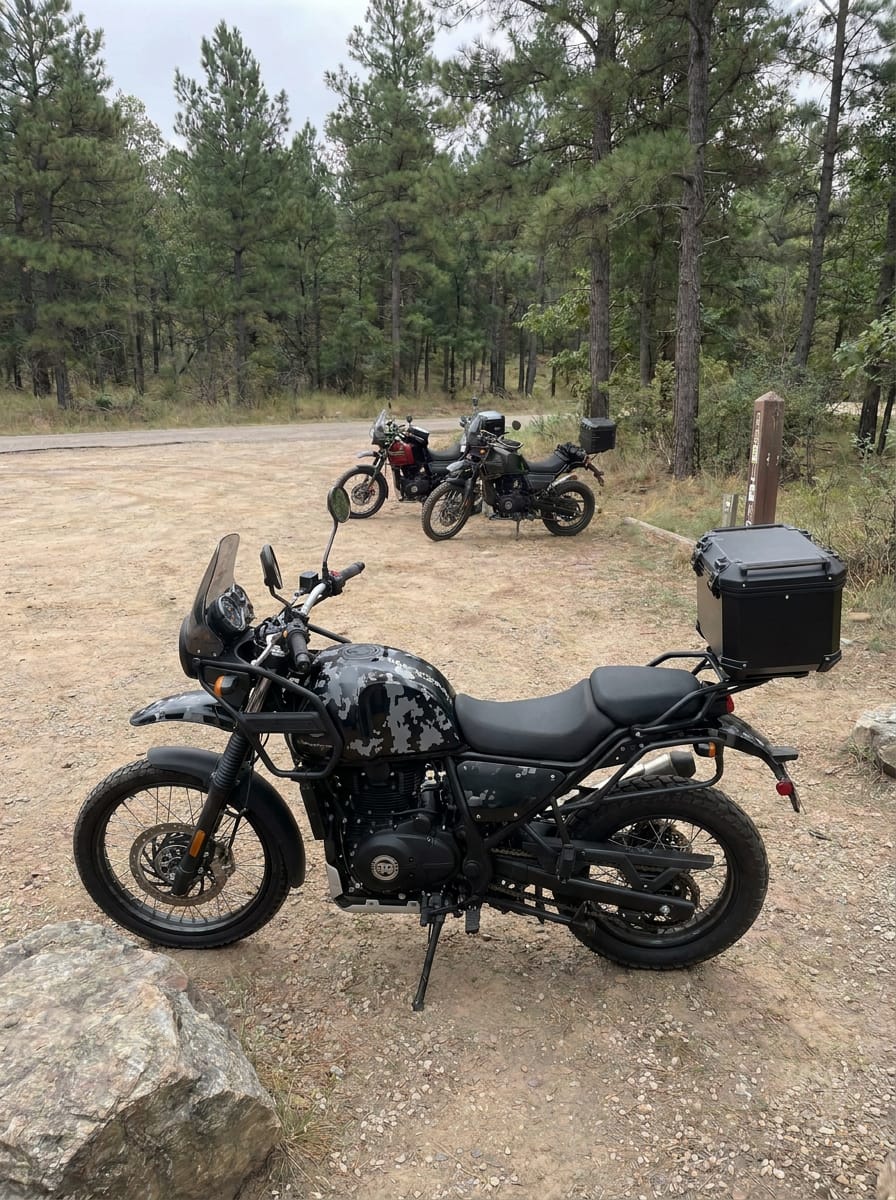Customer photo review of 38L - Apex XL Royal Enfield Himalayan 450 Aluminum Top Case Black