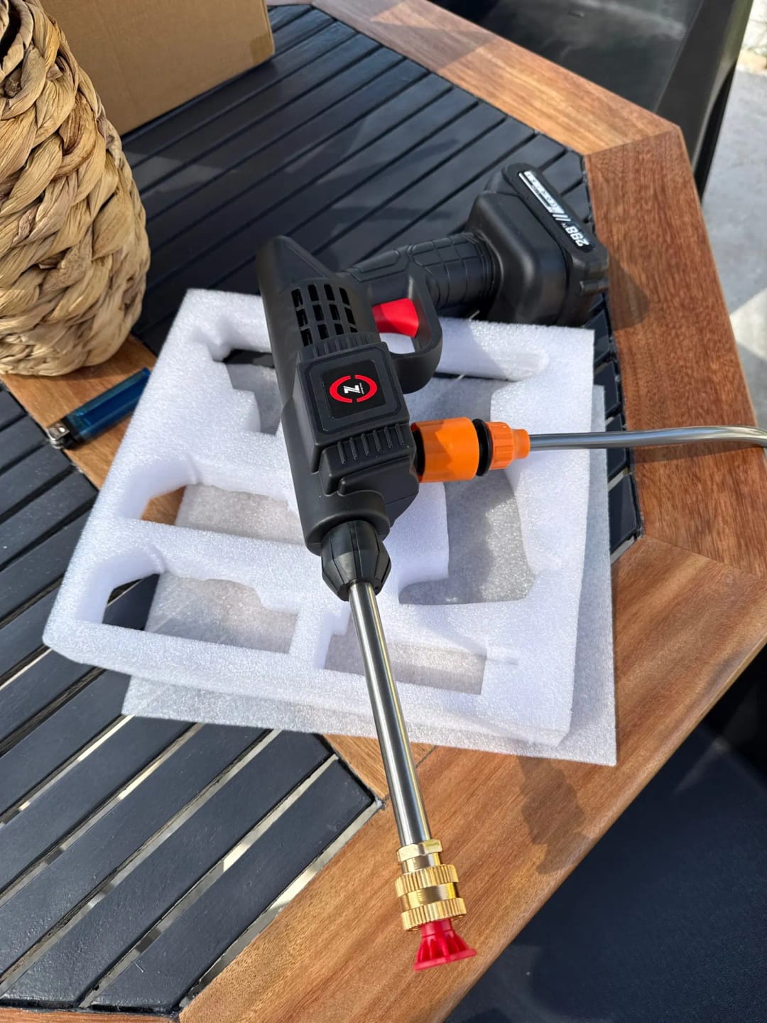 Customer photo review of Pistola de agua a presión con 2 baterías
